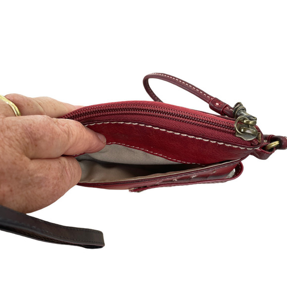 Giani Bernini Red Leather Wristlet Wallet - Picture 4 of 16